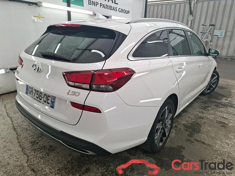 HYUNDAI i30 Sport Wagon / 2020 / 5P / Break 1.0 T-GDI 120 DCT-7 MHEV CREATIVE SW #3