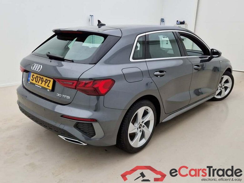 AUDI A3 Sportback 30 TFSI S edition #2