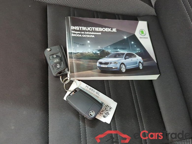 SKODA Octavia Combi 85 kW #6