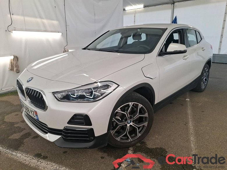 BMW X2 / 2017 / 5P / SUV xDrive25e Business Design BVA6