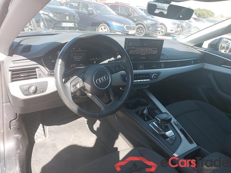 AUDI A5 / 2019 / 5P / berlina con portón Advanced 35 TFSI S tronic Sportback #3