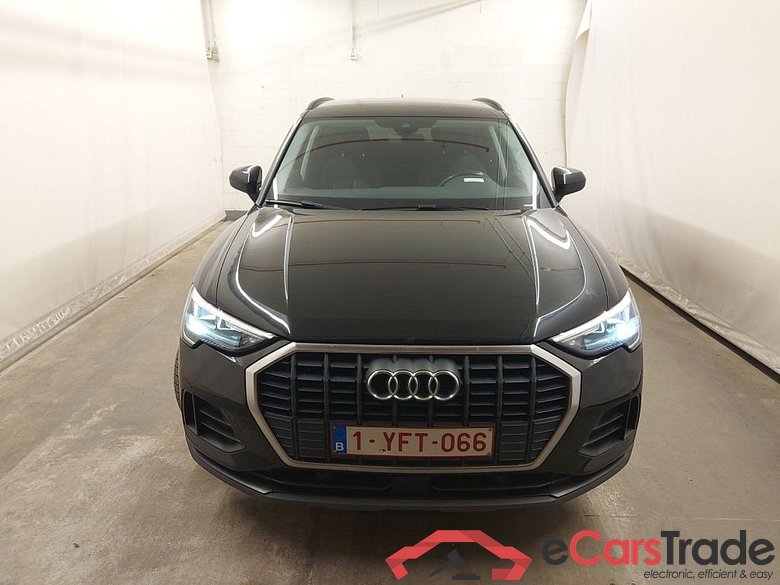 Audi Q3 35 TDI S Tronic Business Edition 5d #5
