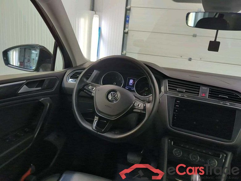 VOLKSWAGEN Tiguan Allspace 1.5 TSI CL. Bus. 7p. #3
