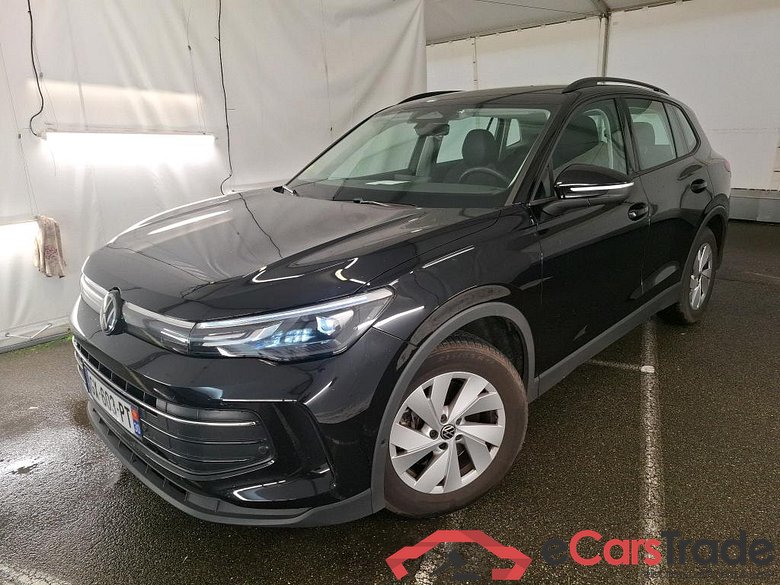 VOLKSWAGEN Tiguan / 2023 / 5P / SUV 2.0 TDI 150 DSG7 LIFE PLUS #1