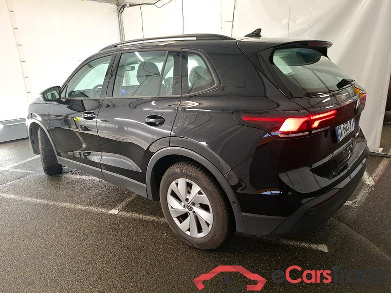 VOLKSWAGEN Tiguan / 2023 / 5P / SUV 2.0 TDI 150 DSG7 LIFE PLUS #2