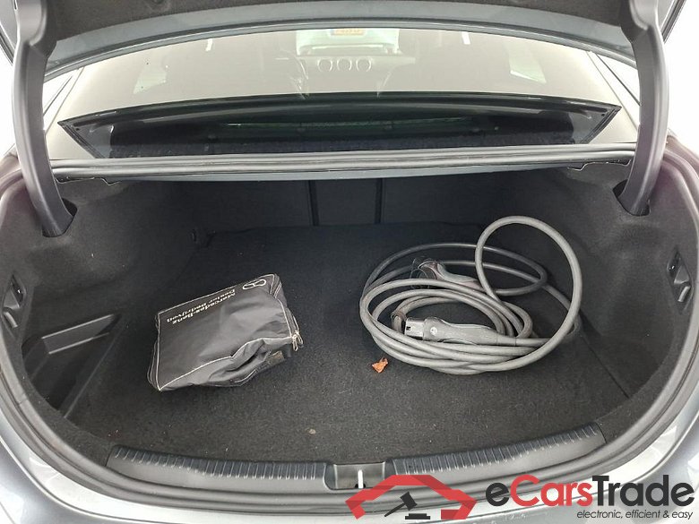 MERCEDES-BENZ C-Klasse Limousine C 300 e AMG Line Limited 4D 230kW #5