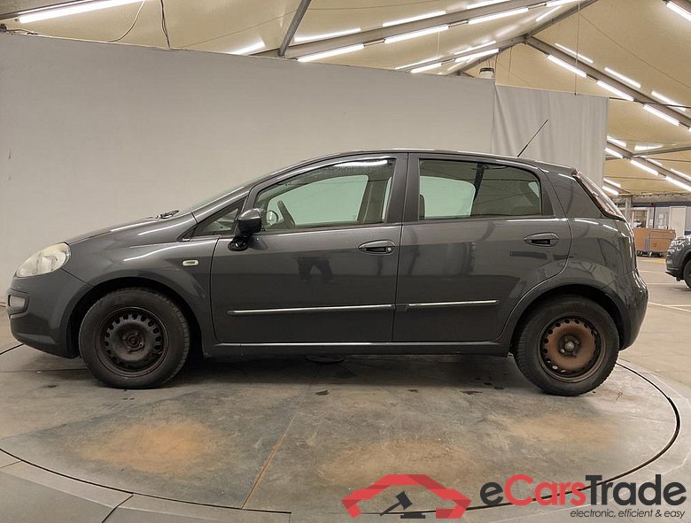 FIAT Punto 1.3 MultiJet EVO Dynamic Klima ... #2