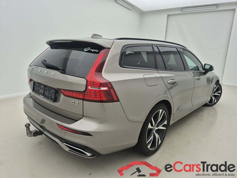 VOLVO V60 2.0 D3 R-DESIGN GEARTRONIC #2