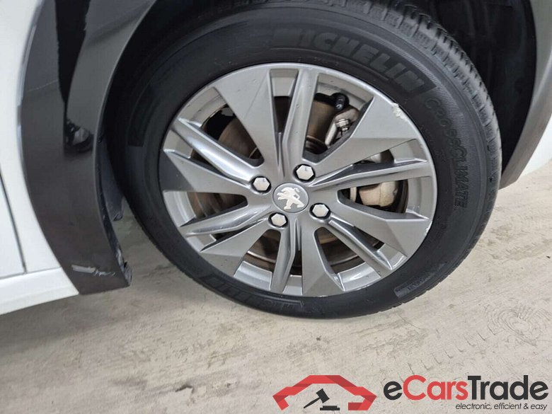 PEUGEOT 208 ACTIVE #6