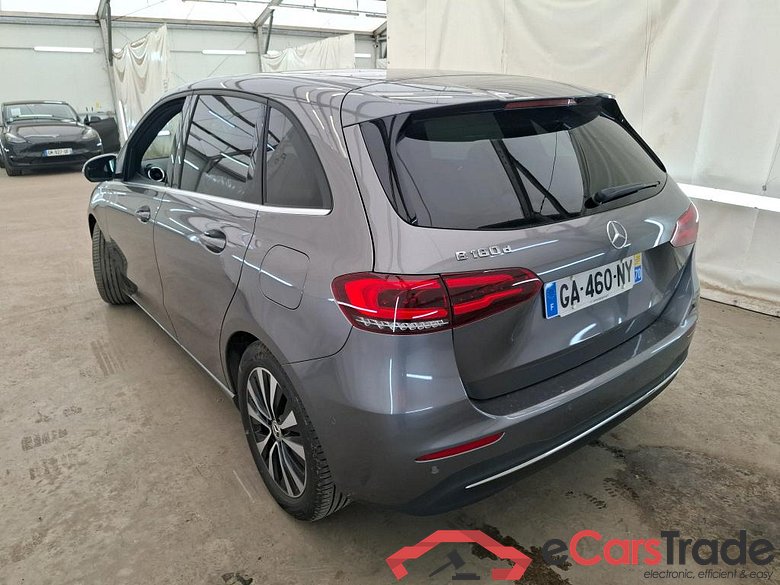 MERCEDES-BENZ Classe B / 2019 / 5P / monospace B 180 d Business Line Edition BA8 #2
