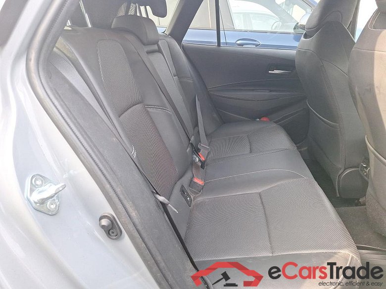 TOYOTA COROLLA TOURING SPORTS 1.8 HYBRID PREMIUM E-CVT #6