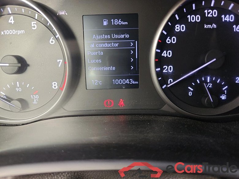 HYUNDAI i30 / 2020 / 5P / berlina con portón 1.5 DPI Klass SLX #5