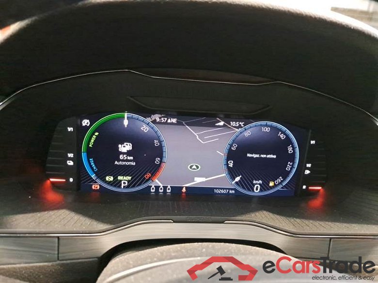 SKODA SUPERB WAGON / 2019 / 5P / STATION WAGON 1.4 TSI PLUG-IN HYBRYD EXECUTIVE DSG #4