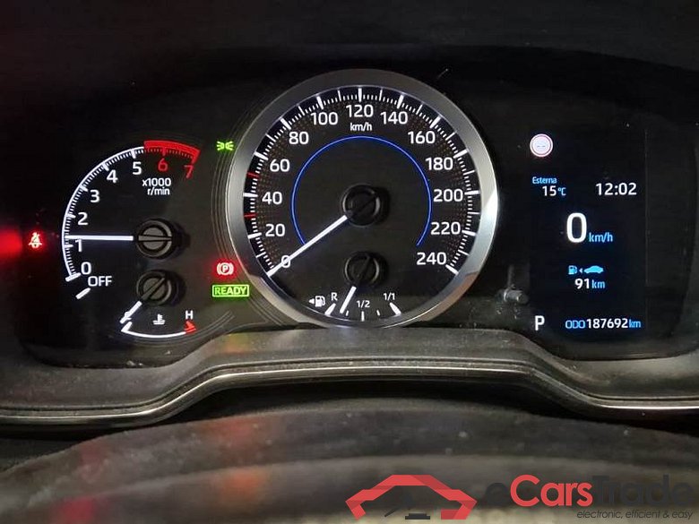 TOYOTA COROLLA / 2019 / 5P / BERLINA 1.8 HYBRID BUSINESS #4