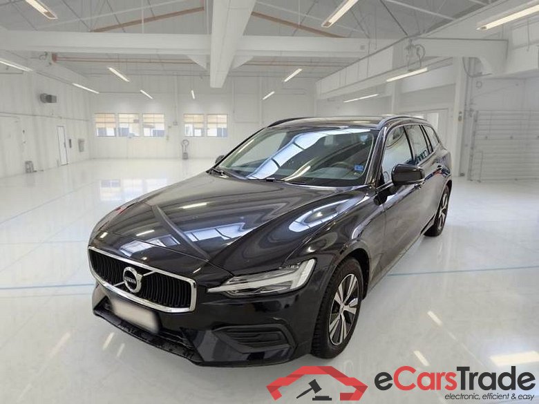 VOLVO V60 / 2018 / 5P / STATION WAGON D3 GEARTRONIC BUSINESS