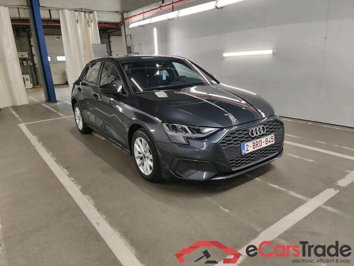 Audi A3 Sportback A3 Sportback 1.0 30 TFSi S tronic Attraction B.E (Mild Hybrid) 81kW/110pk  5D/P Auto-7 #2