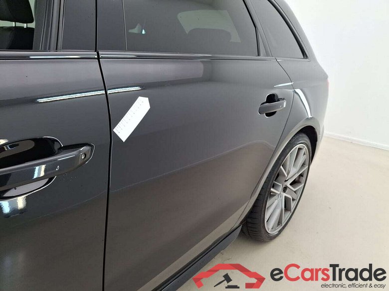 AUDI A4 AVANT 2.0 35 TFSI BUSINESS EDITION S #4