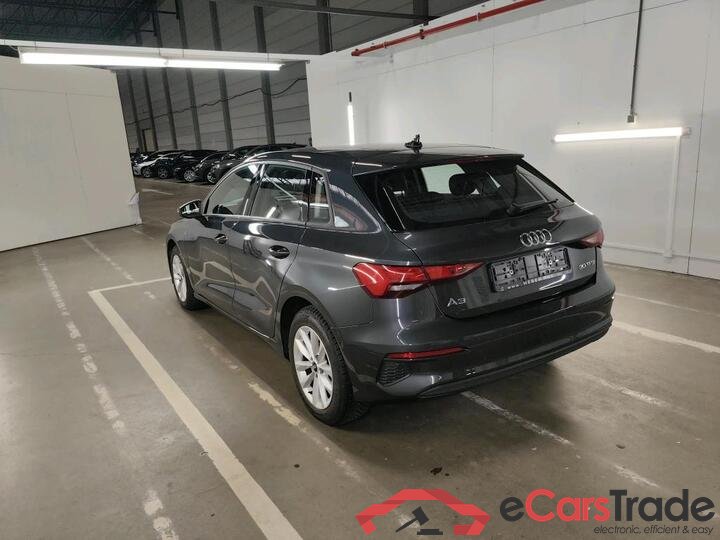 Audi A3 Sportback A3 Sportback 1.0 30 TFSi S tronic Attraction B.E (Mild Hybrid) 81kW/110pk  5D/P Auto-7 #3