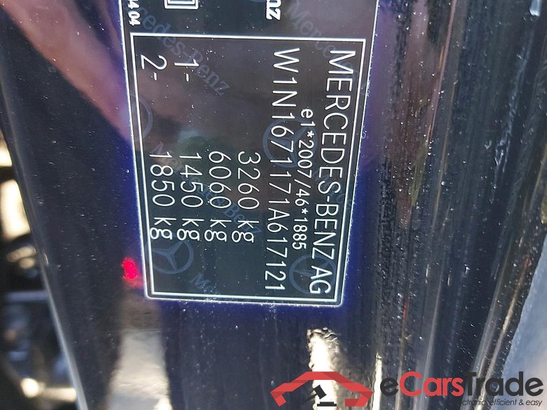 MERCEDES - MER GLE 350 de 4MATIC 320PK DCT Business Solution With Black Leather * HYBRID * #6