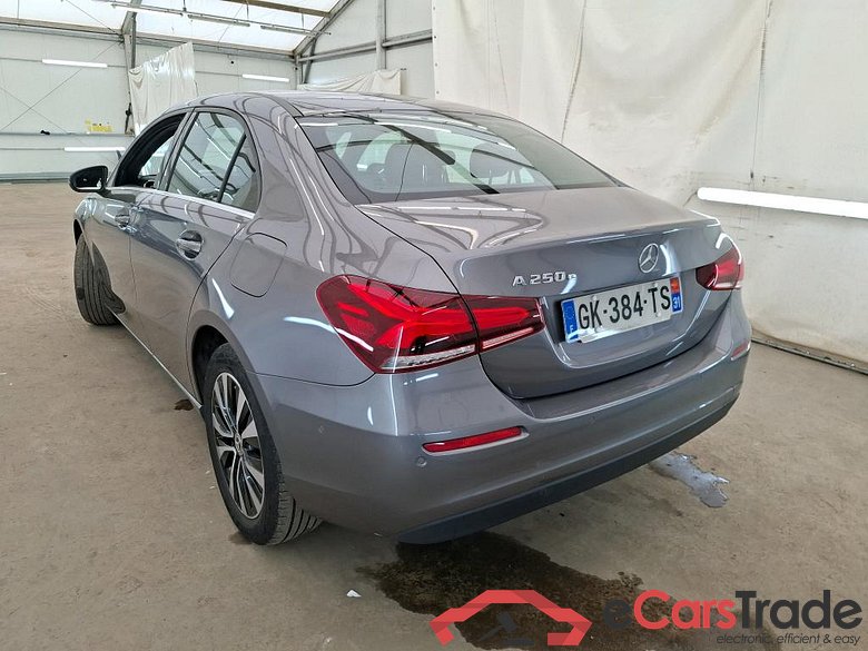 MERCEDESBENZ Classe A Berline  2018  4P  Berline A 250 e Business Line 8GDCT #2