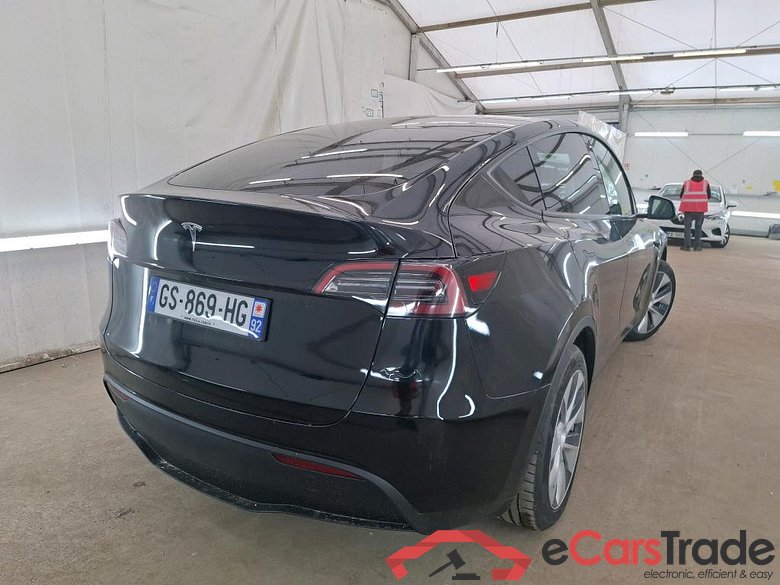 TESLA Model Y / 2021 / 5P / SUV RWD #4