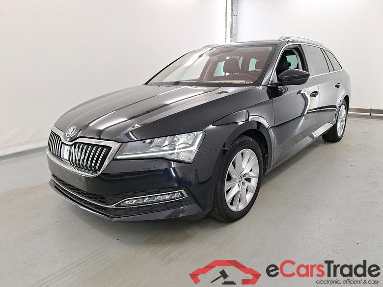 SKODA SUPERB COMBI 2.0 CRTDI 110KW DSG7 CLEVER+