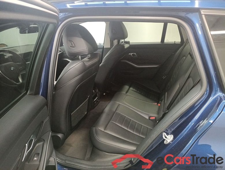 BMW 3 Reeks Touring 320dA (120 kW) 5d #3