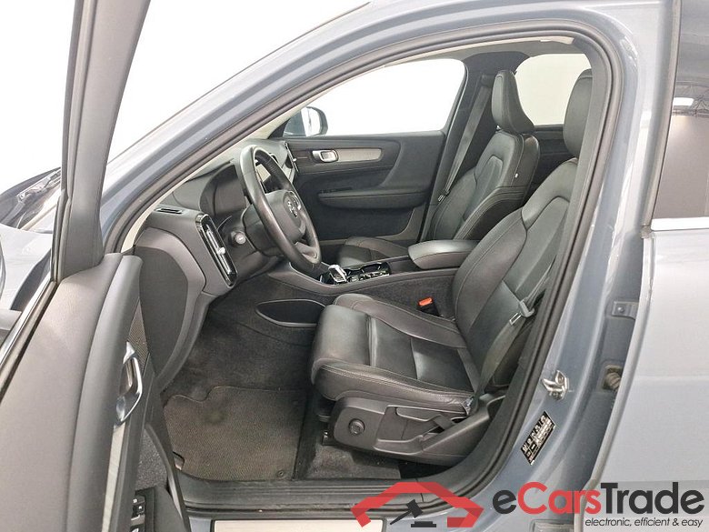 VOLVO XC40 1.5 T4 RECHARGE GEARTR. INSCRIPTION #4