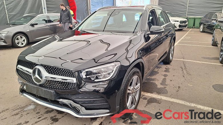 GLC -Klasse GLC 300 e 4Matic (253.953)AMG 2.0 AMG Line 235KW AT9 E6d