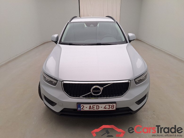 Volvo, XC40 '17, Volvo XC40 T2 Momentum Core 5d