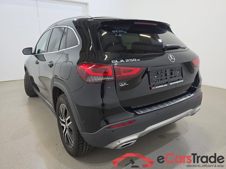 Mercedes GLA 250e Plug-In Hybrid Aut. LED-Xenon Widescreen Navi 1/2 Sport-Leather KeylessGo Camera Klima PDC ... #6