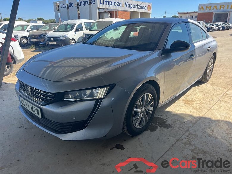 PEUGEOT 508 / 2018 / 5P / berlina con portón 5P Active Pack BlueHDi 130 S&S EAT8 (AC2) #1