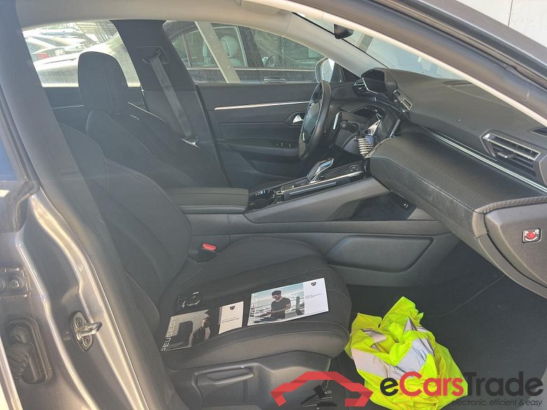 PEUGEOT 508 / 2018 / 5P / berlina con portón 5P Active Pack BlueHDi 130 S&S EAT8 (AC2) #6