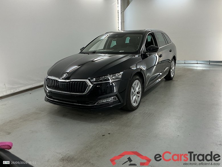 SKODA OCTAVIA COMBI 1.4 TSI PHEV 150KW DSG CLEVER #1