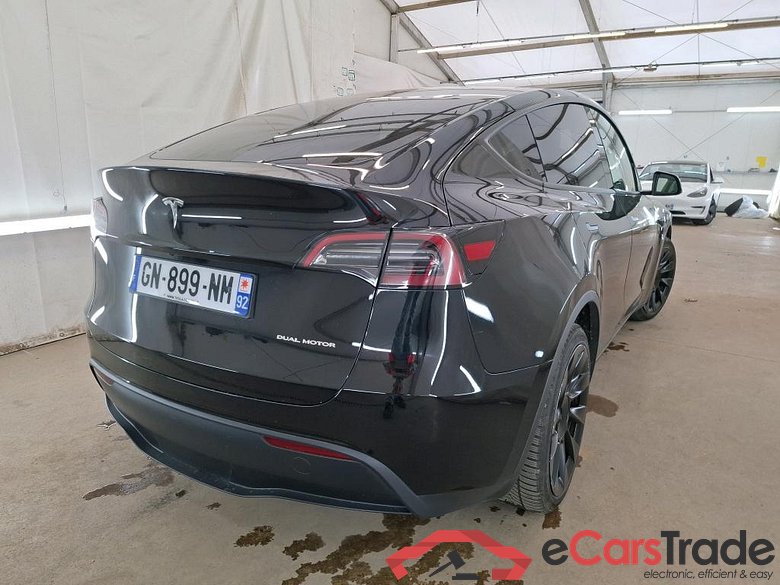TESLA Model Y / 2020 / 5P / SUV Grand Autonomie Dual Motor AWD #4