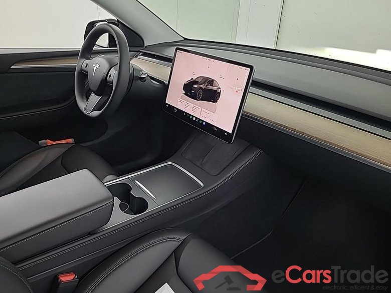 Tesla Model Y Long Range Dual Motor AWD 5D 378kW #6
