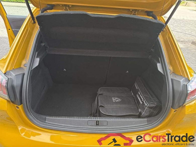 PEUGEOT e-208 EV Active Pack 50 kWh #3