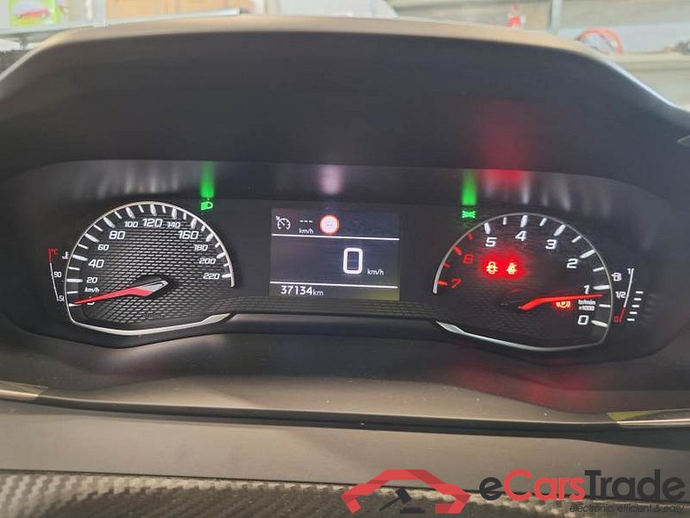 PEUGEOT 208 / 2019 / 5P / BERLINA ACTIVE PACK BLUEHDI 100 S/S #4