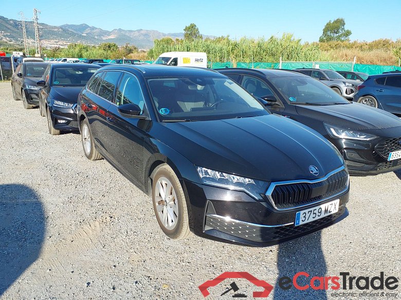 SKODA Octavia 1.5 TSI 110kW (150CV) m-HEV DSG 7 vel. AutomÃ¡tico Combi Design(Pano + Winterpack)
