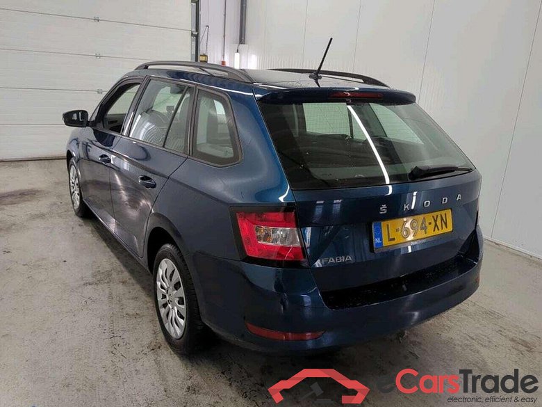 SKODA Fabia Combi 1.0 TSI Active #6