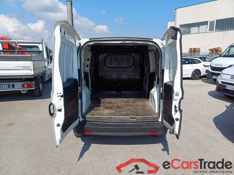 FIAT DOBLÒ CARGO / 2014 / 4P / VETT. FURGONATA CH1 LOUNGE 1.6 MJET 90CV E6D-F SeS #5
