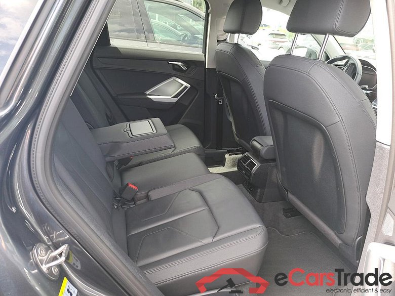 AUDI Q3 2.0 35 TDI S TRONIC S LINE BUSINESS EDIT #6