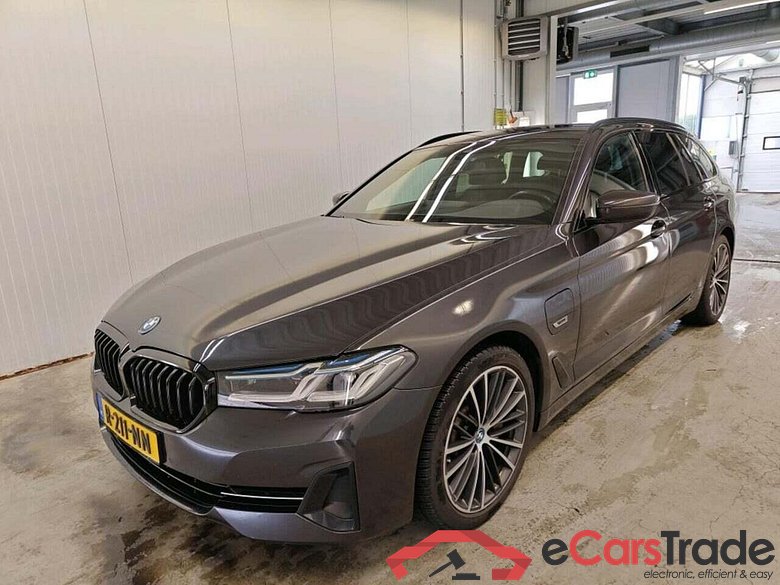 BMW 5-serie Touring 530e Bns Edit.+