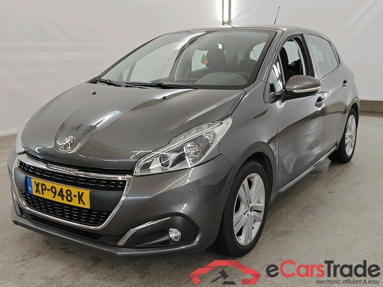 Peugeot 208 Signature 1.2 PureTech 82 5d
