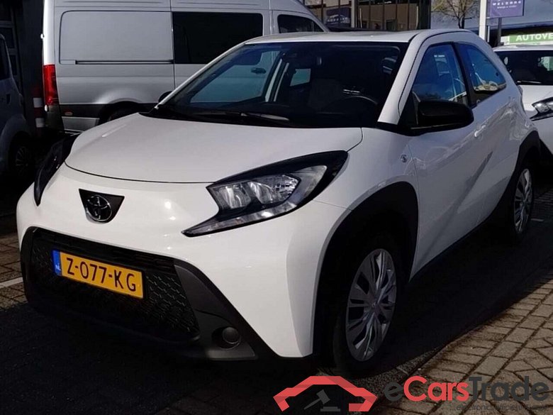 TOYOTA Aygo X 1.0 VVT-i MT Play