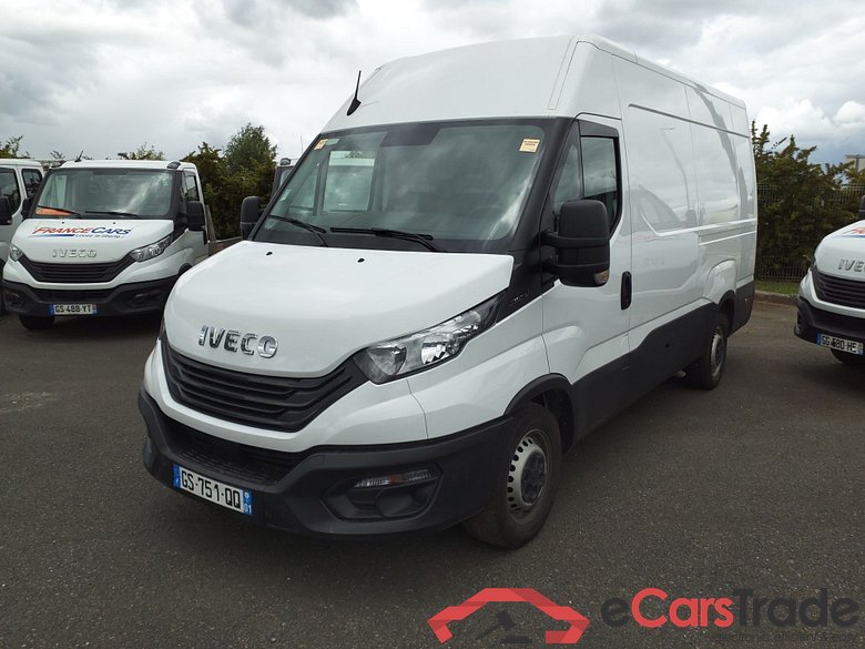 IVECO 35S  IVECO 35S  14V 3,5T 136CV 3520L Q-LEAF 4X2