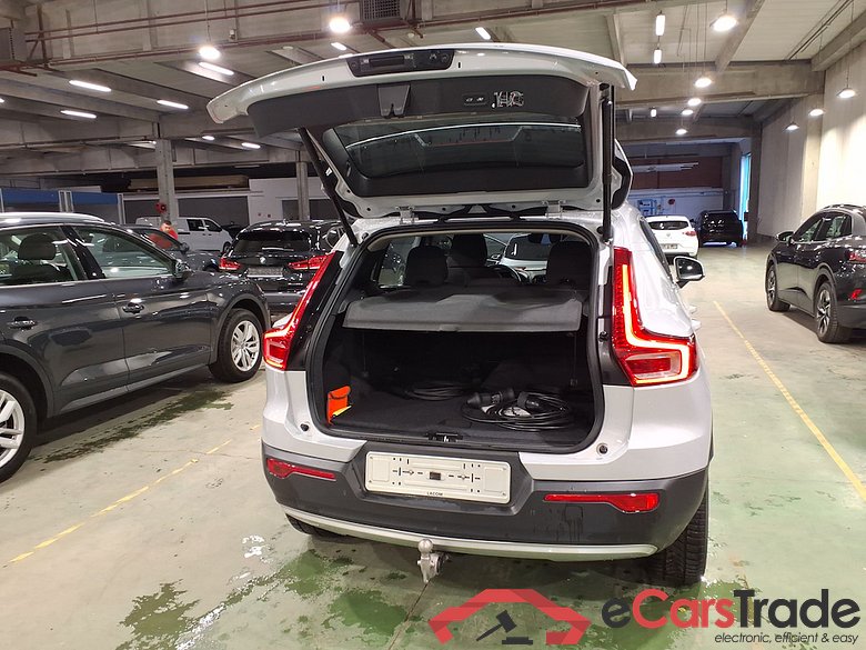 VOLVO XC40 1.5 T4 PHEV INSCRIPTION EXPR. DCT #3