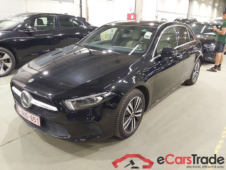 MERCEDES-BENZ A-Klasse 1.3 A 250 E DCT BUSINESS SOLUTION