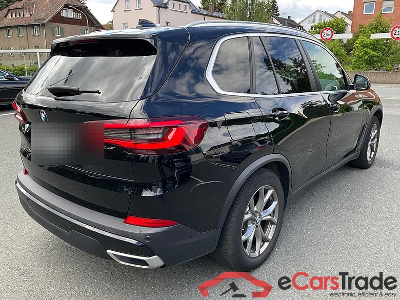 BMW X5 xDrive45e 5d 210kW #2