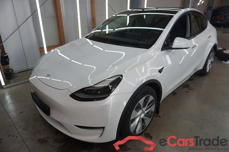 TESLA Model Y Long Range Dual Motor AWD 5d 378kW #1